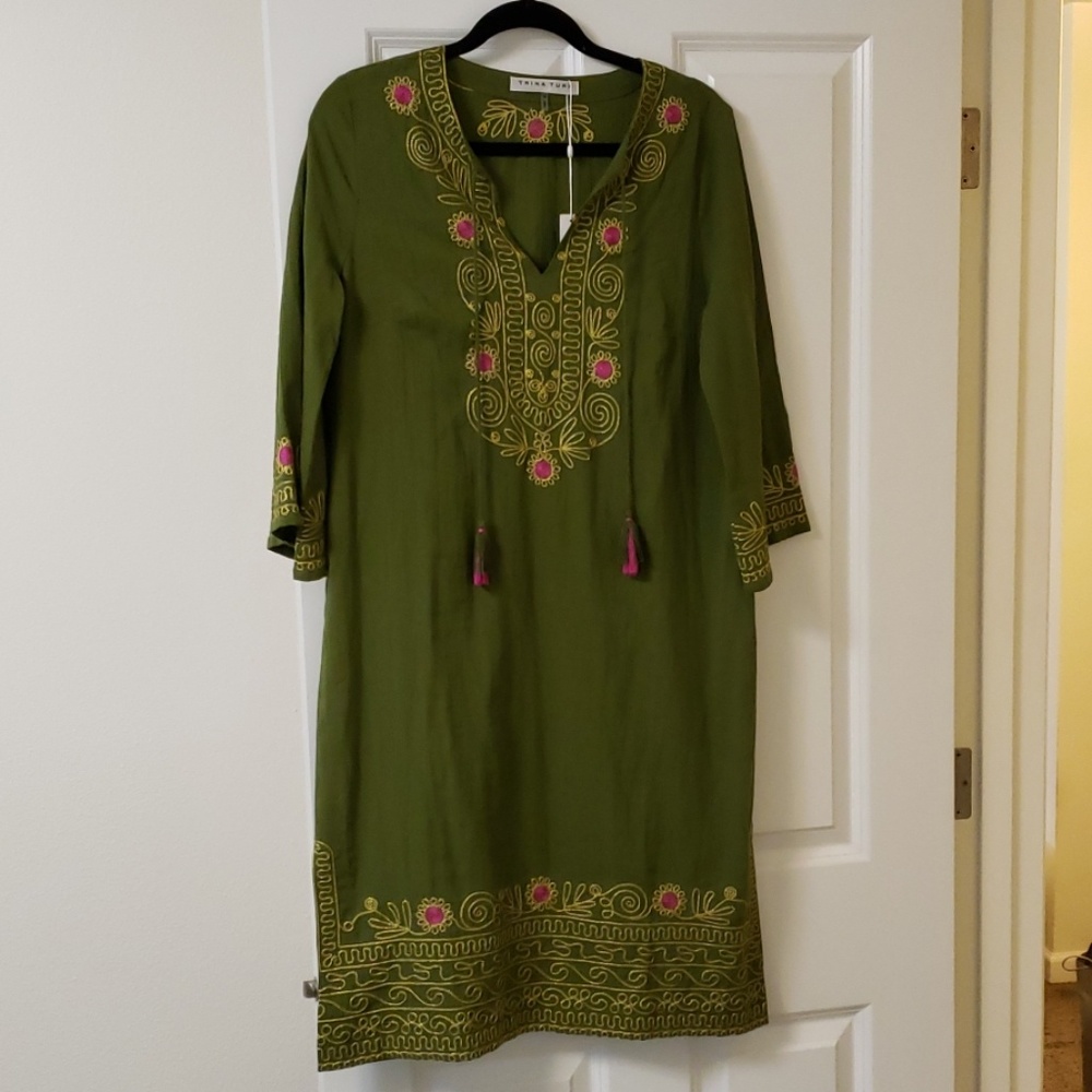Trina Turk Saydie Shift Dress in M